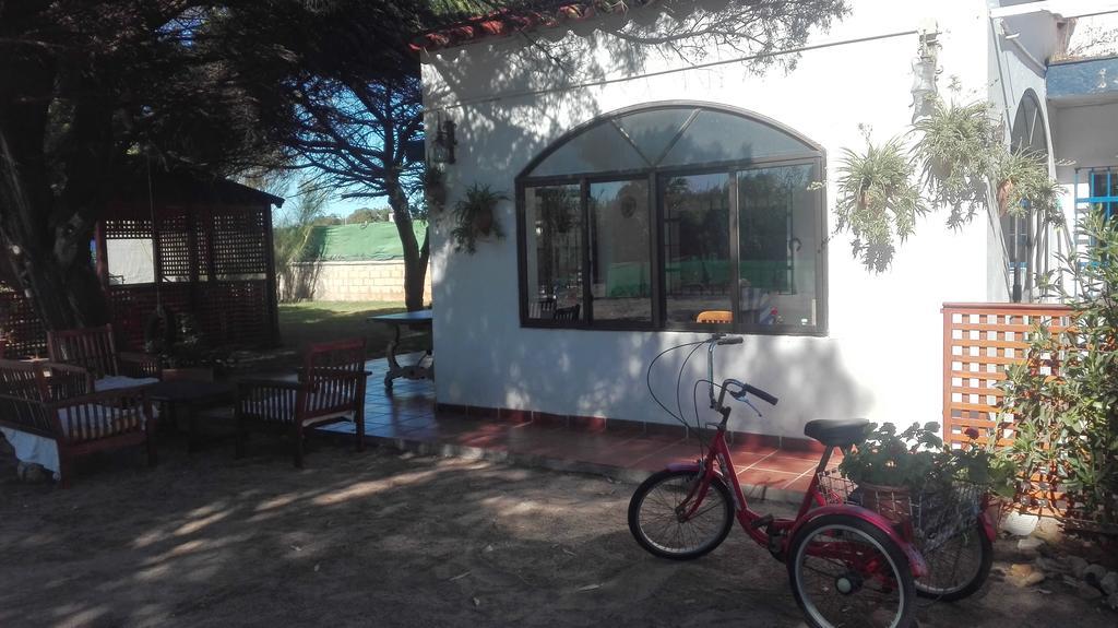 En Finca Las Dunas Dos Chalets Con Jacuzzis En Primera Linea De Playa , Uno De 4 Dormitorios Y Otro De 2 Dormitorios, Llama Al Seiscientos Veintisiete Cuatrocientos Diecisiete Trescientos Noventa Y Ocho Rota Ngoại thất bức ảnh